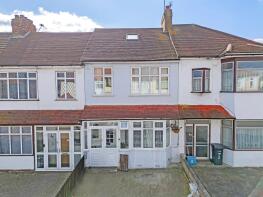 4, Chase Lane, Barkingside, Ilford IG6 1BH