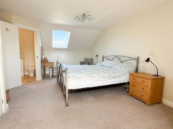 3 bed End of Terrace for sale Image 9