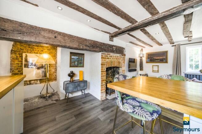 Lounge/Kitchen