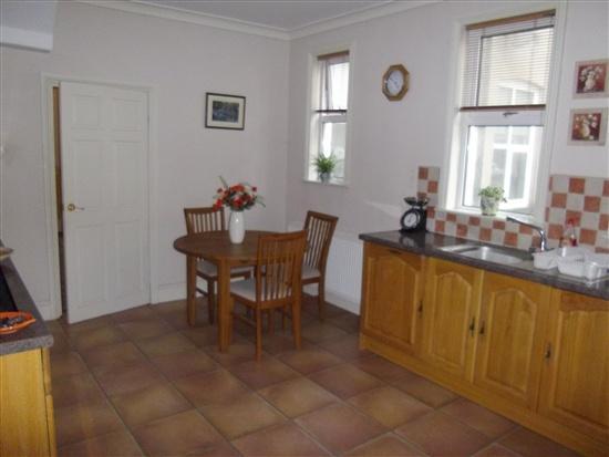 kitchen2