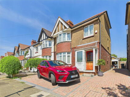 Cranmer Avenue, Hove, BN3 7JP