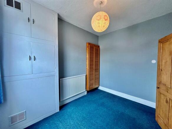 bedroom 2 2.jpg