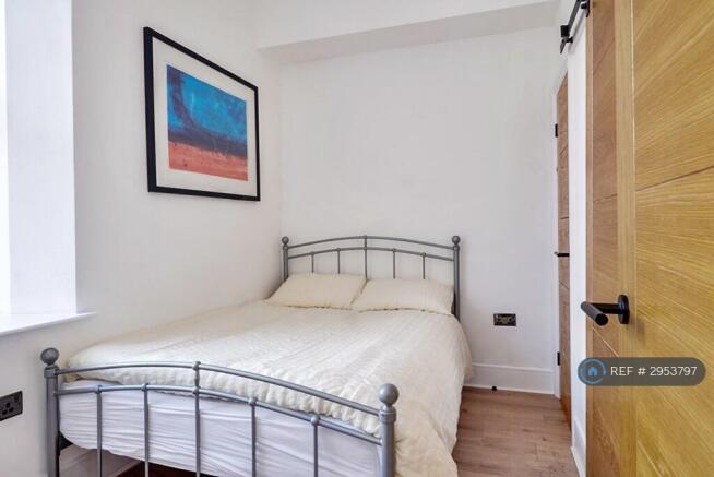 1 bed Flat to rent Image 10