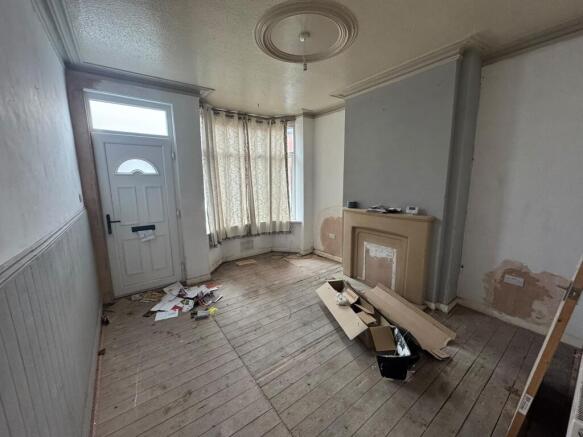 3 bed Terraced for sale Image 4