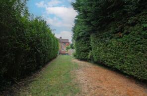 7, Farnborough Street, Farnborough GU14 8AG