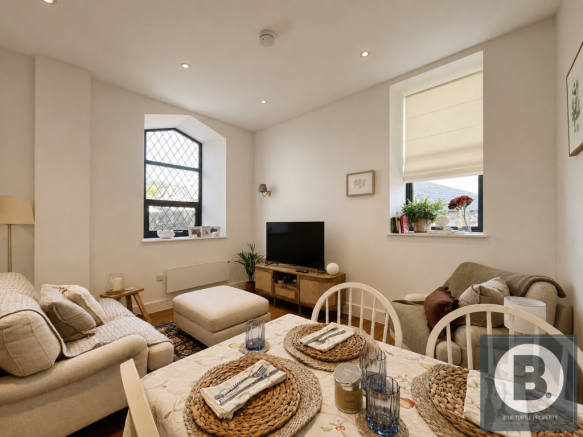 Woodland Road West, Colwyn Bay, LL29 7DH photo 4
