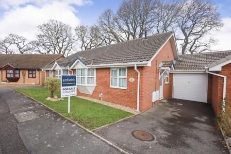 High Oaks Gardens, Bournemouth, BH11