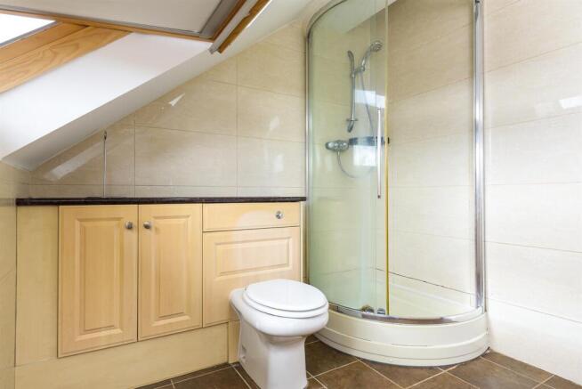 1 bed Apartment to rent Image 10