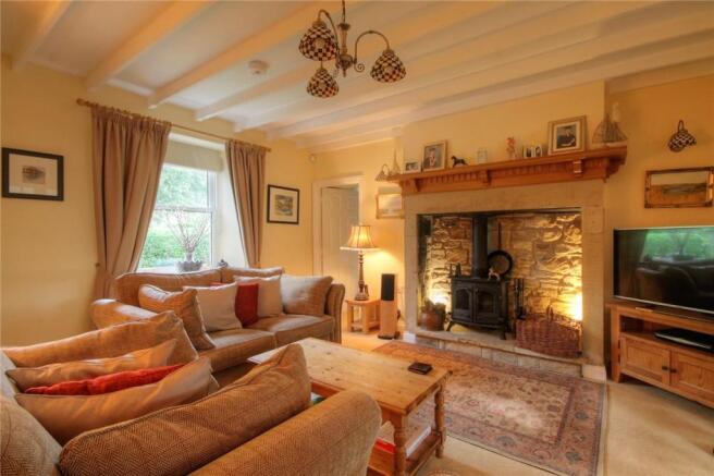 Living Room Pic 2
