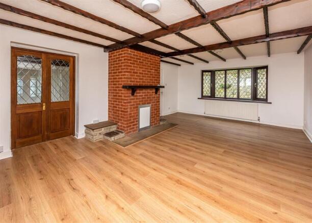 Jackanory Cottage-lounge1.jpg