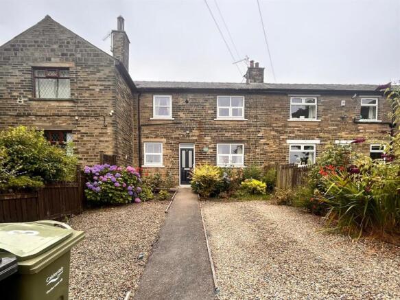 2 bed Terraced for sale in halifax
