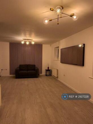3 bed Detached to rent Image 5
