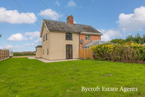 5 Hobland Hall Cottages, Hobland Hall, Hobland Road, Bradwell, Great Yarmouth NR31 9AR
