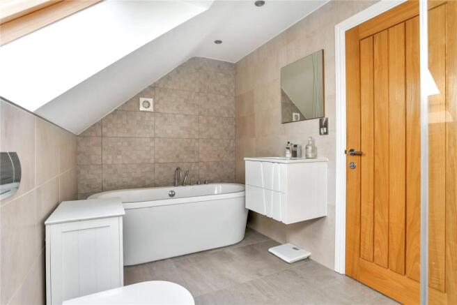Master En-Suite