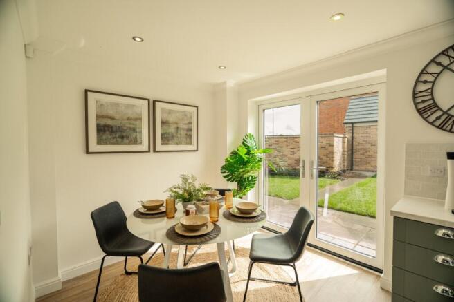 Show Home Dining