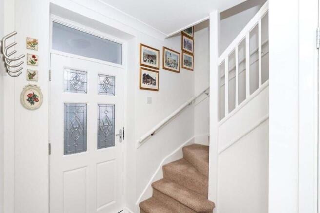2 bed Semi-Detached to rent Image 8