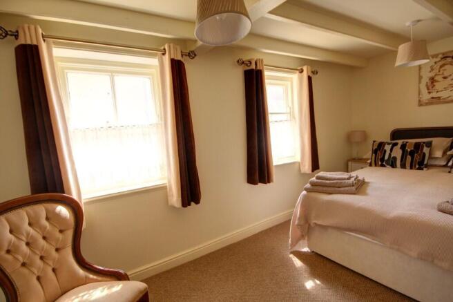3 bed Cottage for sale Image 9