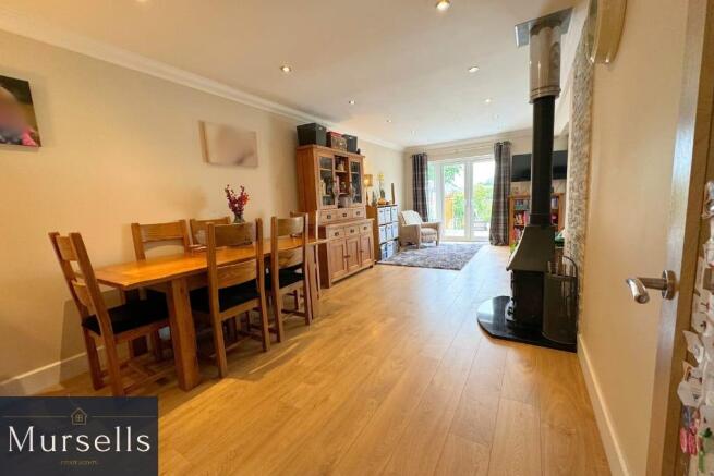 Hinchliffe Road, Poole, BH15 photo 4