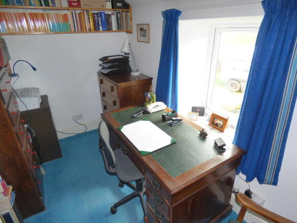 Photo 11