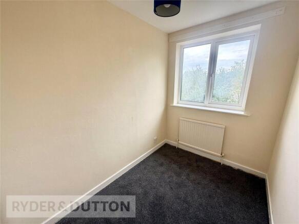 3 bed Terraced to rent Image 12