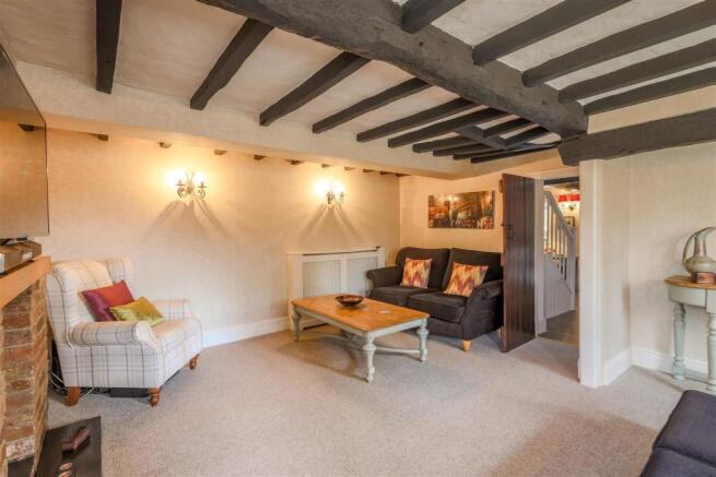 sitting room 013.jpg