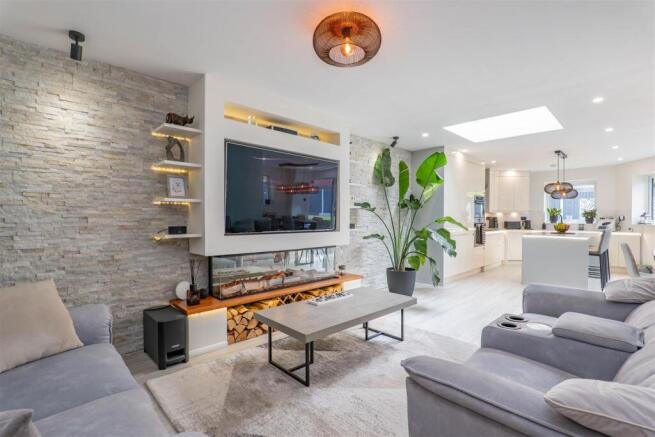 Lounge/Diner/Kitchen