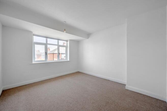 3 bed Semi-Detached for sale Image 12