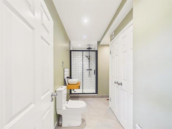 1 bed Apartment for sale Image 8