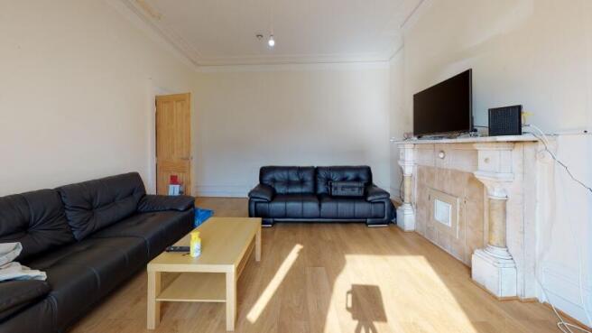 5 bed Detached to rent Image 9