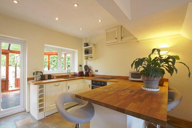 Breakfast bar