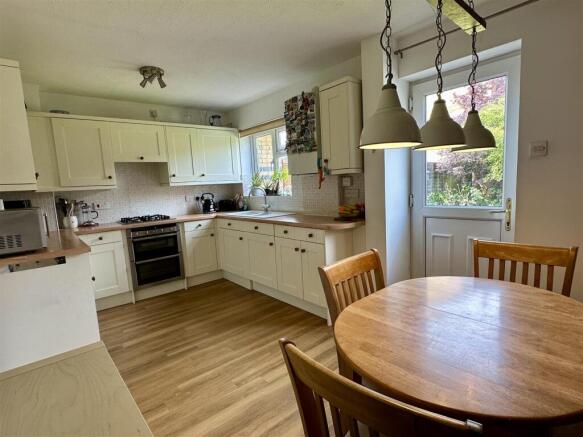 Kitchen/Dining Room