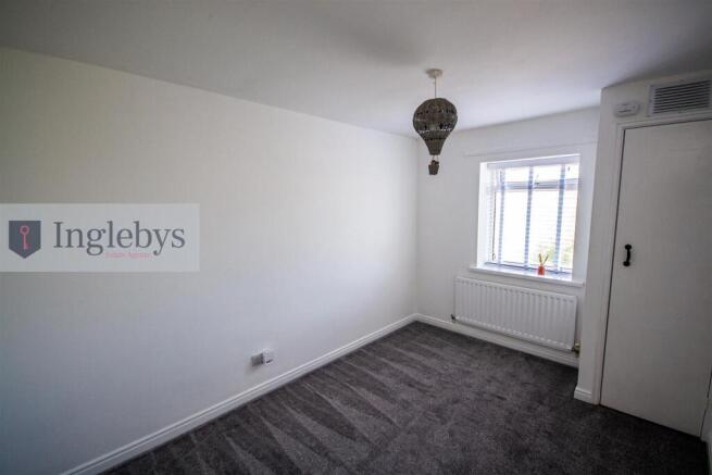 2 bed Terraced for sale Image 11