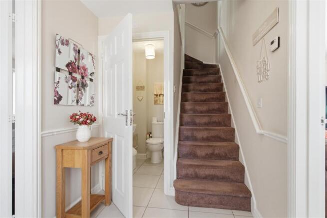 4 bed Detached for sale Image 11