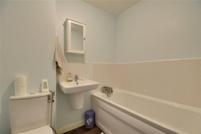 3 bed Semi-Detached for sale Image 8