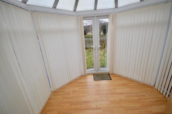 2 bed House to rent Image 10