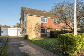 19, Bryants Acre, Aylesbury HP22 6JY