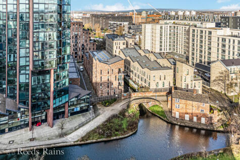 Lockgate Mews, Manchester, M4