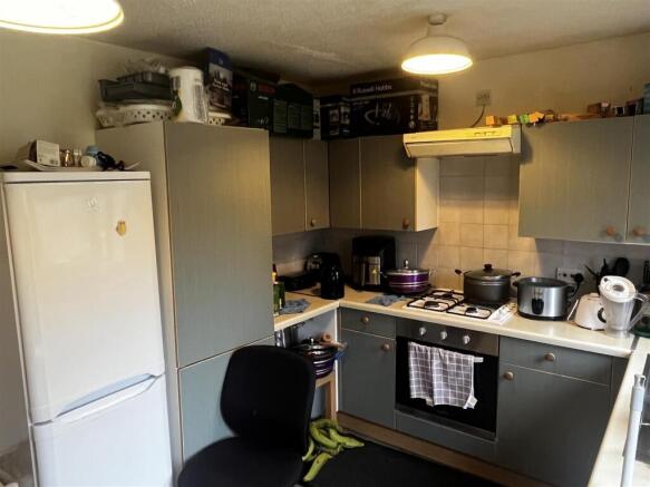 KITCHEN 1.jpeg
