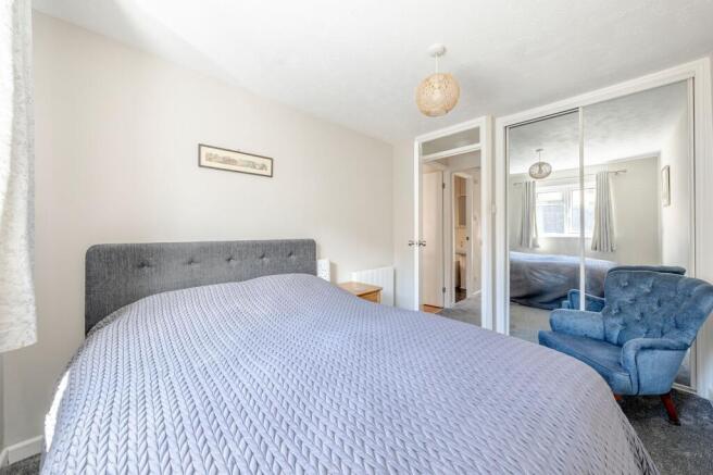 1 bed Flat for sale Image 8
