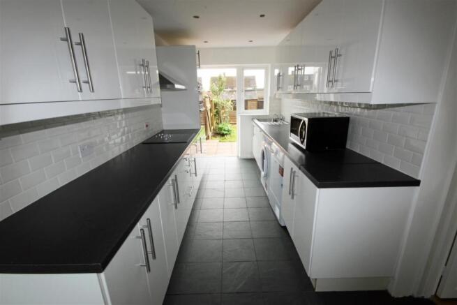 Kitchen.JPG