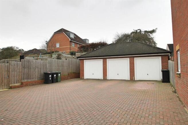 Garage: