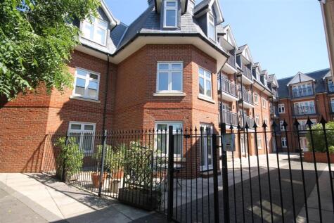 Royal Swan Quarter, Leatherhead, KT22