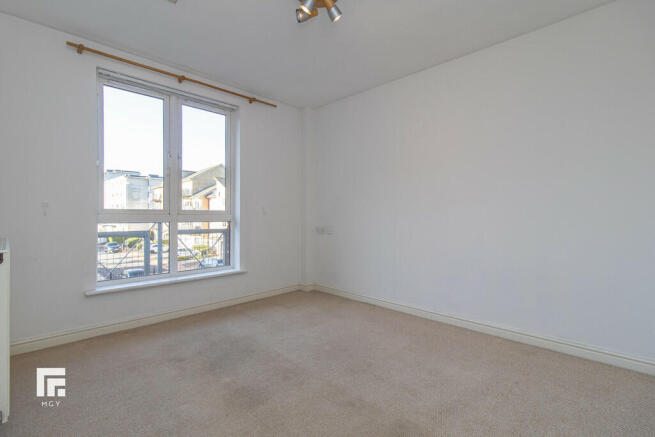22 Glan Y Dwr-09