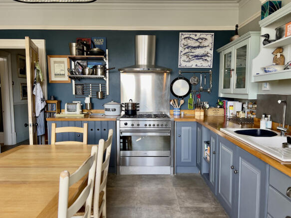 North Hill - Where timeless architecture meets beautifully curated living. photo 4