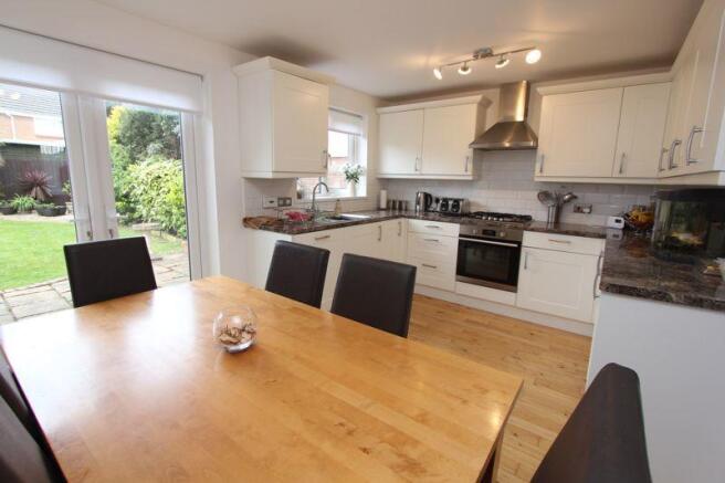 Kitchen/Dining Room