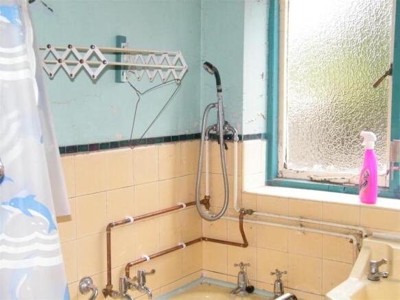 bathroom.JPG