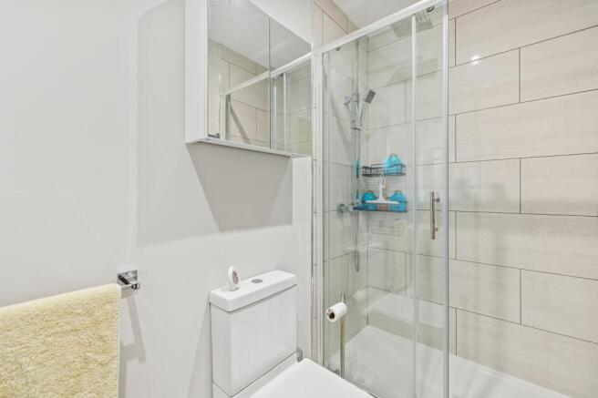 En-Suite 2