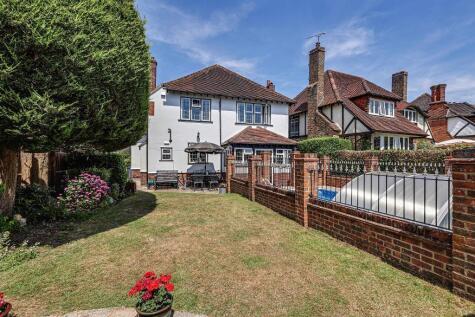 Glebe Hyrst, Sanderstead, South Croydon, Surrey, CR2 9JG