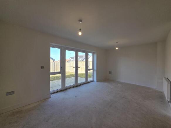 2 bed Detached for sale Image 6