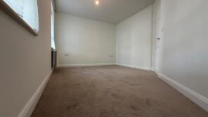 141, Eastcliff, Bristol BS20 7AG